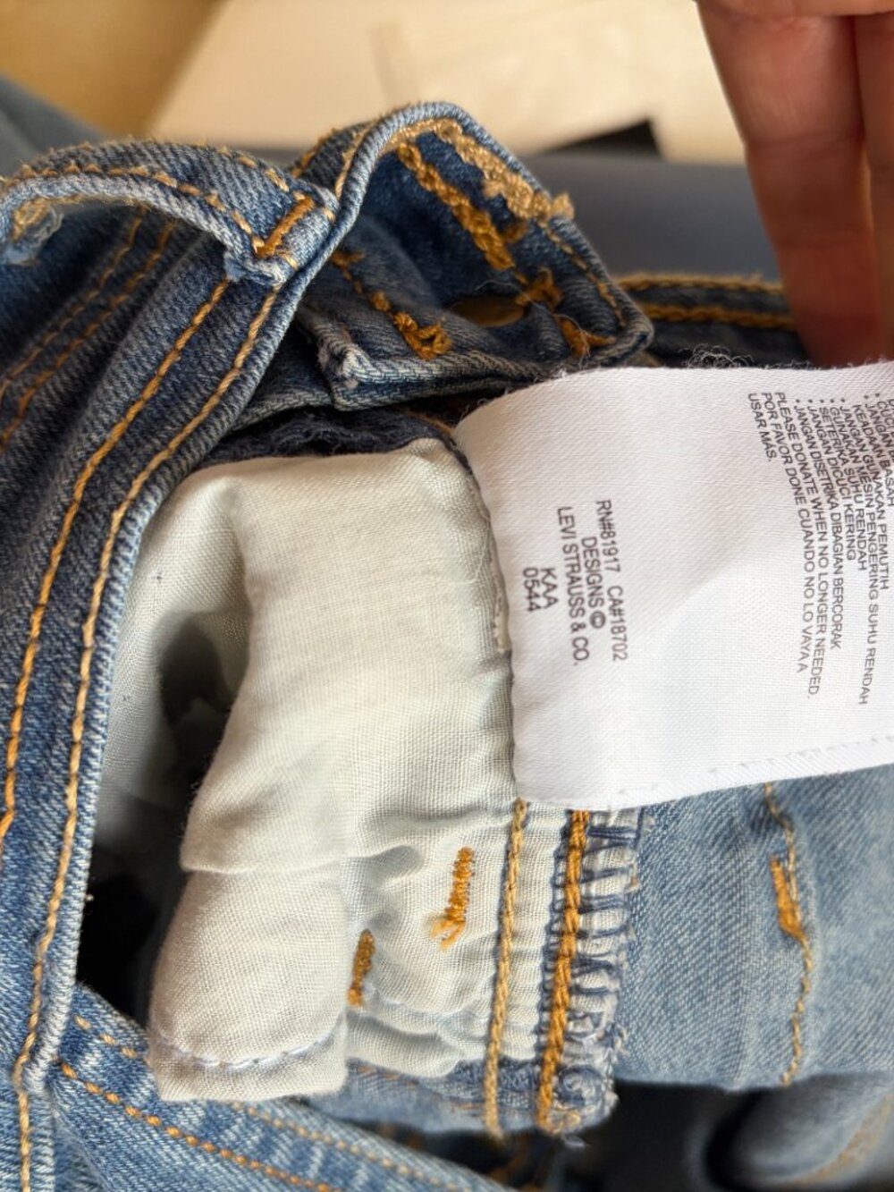 Levi's Overalls Kids Size 7 Medium Wash - Picture 8 of 9